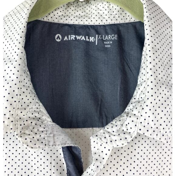 Airwalk Men's Polka Dot Button Up Short Sleeve Shirt Size XL - Picture 2 of 6